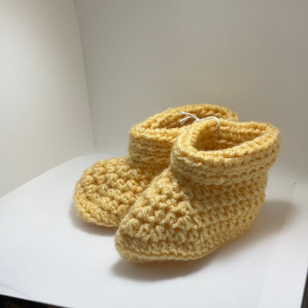 Creamy Yellow Baby Booties